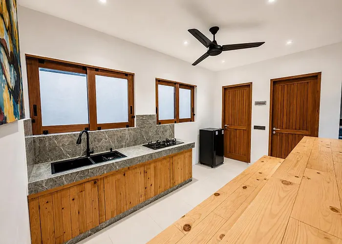 Uma Village Loft & 民宿